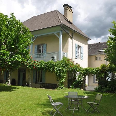 Gite D'Etape Le Couvent D'Ossau Louvie Juzon Exterior foto